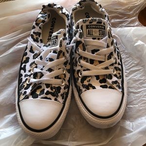 Leopard print converse shoes